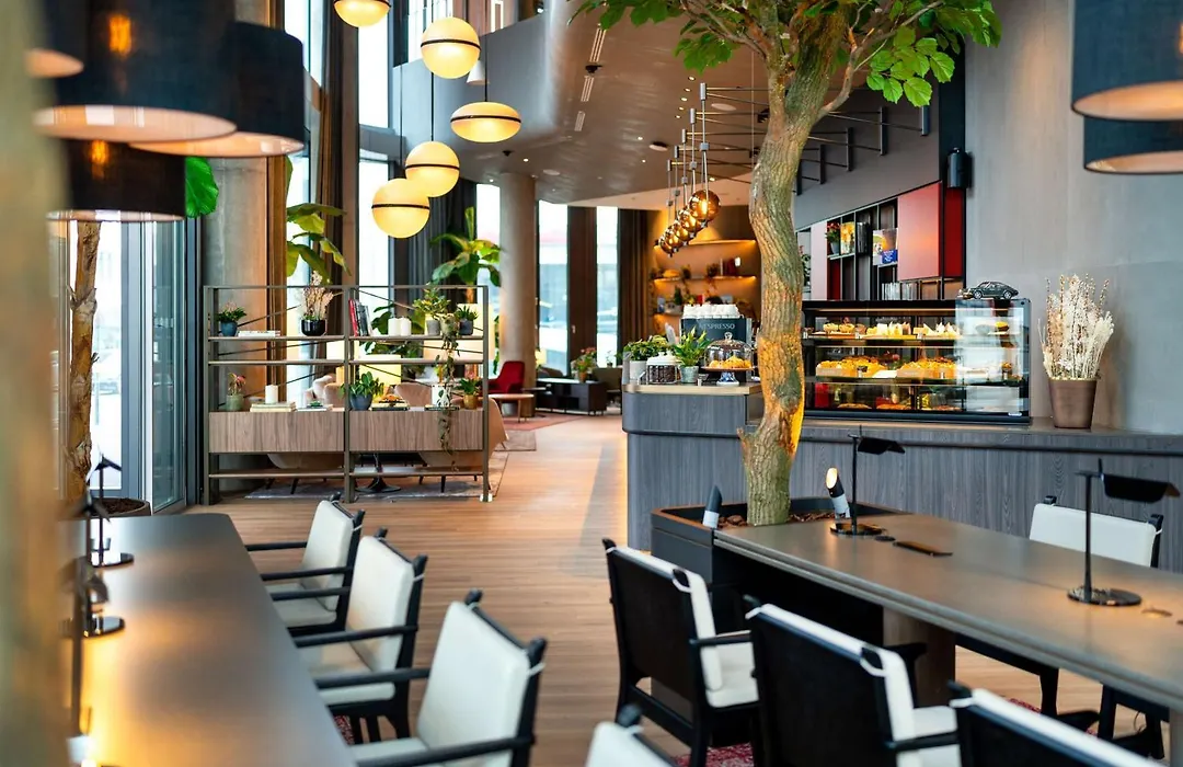 Radisson Blu Hotel at Porsche Design Tower Stuttgart-1